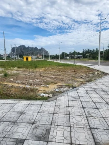 nhích 1 ty 5 e bán lô đất mặt bằng