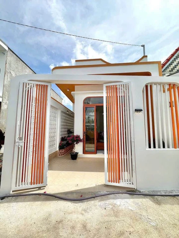 Nhà Mới Xây Thuộc Phước Thuận, Phước Thạnh, Tp. Mỹ Tho G.I.Á: 1Tỏi490 TL