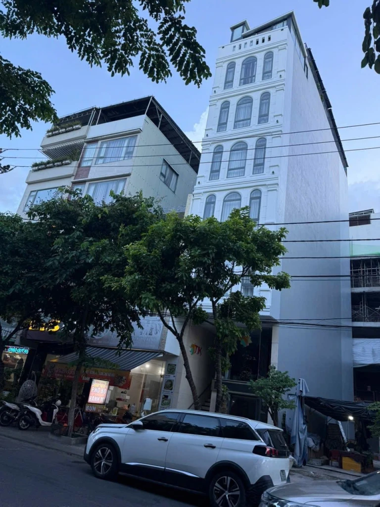 Bán toà căn hộ 8 tầng mặt tiền Chính Hữu, phường An Hải Bắc, quận Sơn Trà, Đà Nẵng