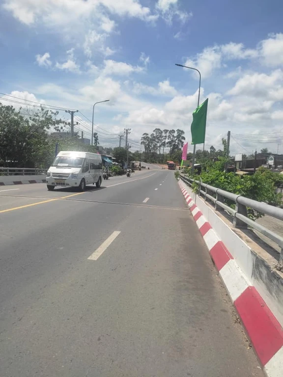Nhà 1 trệt 1 lầu ql30 xã Phong Mỹ huyện Cao Lãnh, cách cầu Phong Mỹ 300m
