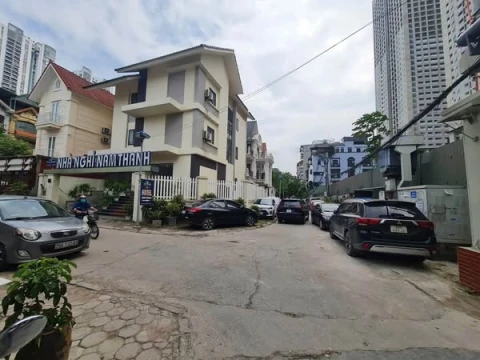 NHÀ ĐẸP TẠI VĂN QUÁN - THIẾT KẾ 5 TẦNG - Ô TÔ TRÁNH - 70M2 - NHỈNH 16 TỶ