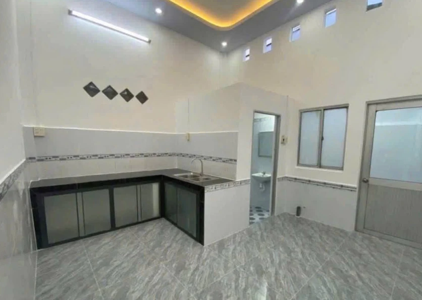 Cho thuê nhà trệt 2 lầu 4 PHÒNG NGỦ hẻm đường Hùng Vương, Thới Bình, Ninh Kiều.