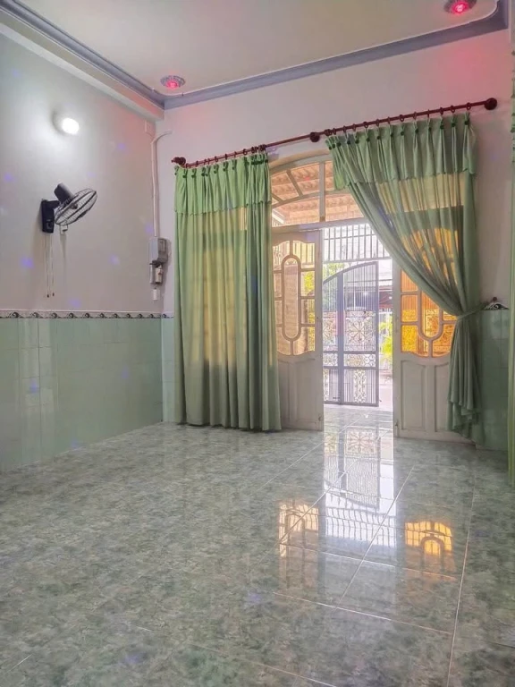 BÁN NHÀ NHÀ 1 TRỆT 2 LẦU CÓ SÂN THƯỢNG MẶT TIỀN ĐƯỜNG ĐÀO DUY ANH - PHAN THIẾT