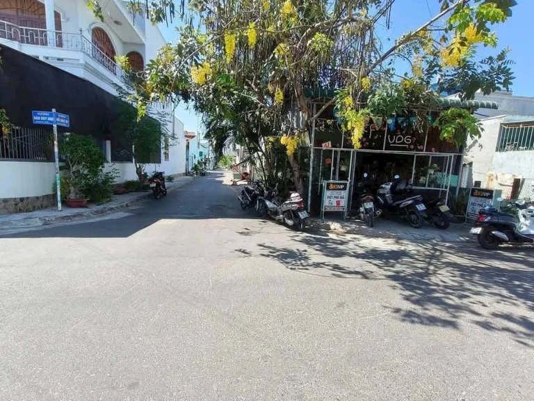 NHÀ CẤP 4 GÓC 2 MẶT TIỀN NHỰA HỒ ĐẮC Di - T.TÂM PHAN THIẾT - BÌNH THUẬN.