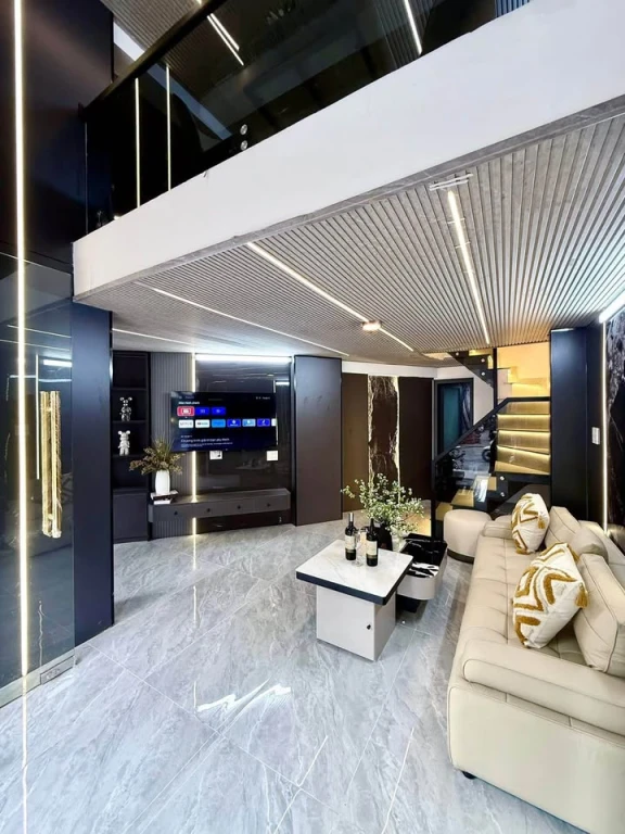 🏢 Siêu phẩm nhà 4 tầng mới xây – Mặt tiền đường Ông Ích Khiêm, Phường Thạch Thang, Quận Hải Châu, Đà Nẵng