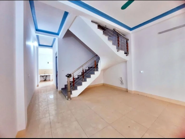 Bán nhà 1,5 tầng tổ 8 Hợp Giang