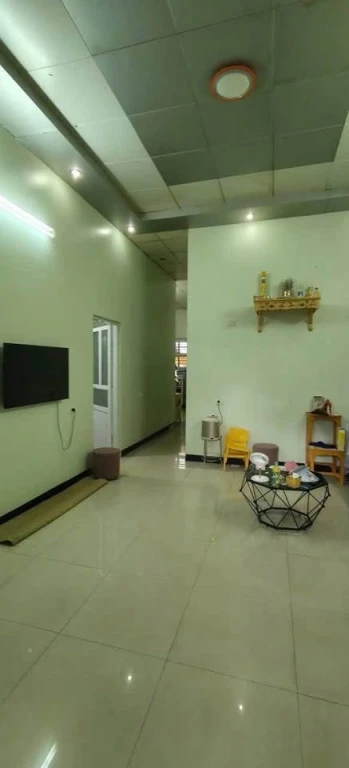 BÁN NHÀ C4 GẦN CỔNG CHÍNH TRƯỜNG LÊ QUÝ ĐÔN THÀNH PHỐ LAI CHÂU.