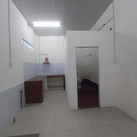 Cho thuê nhà mặt tiền ST.