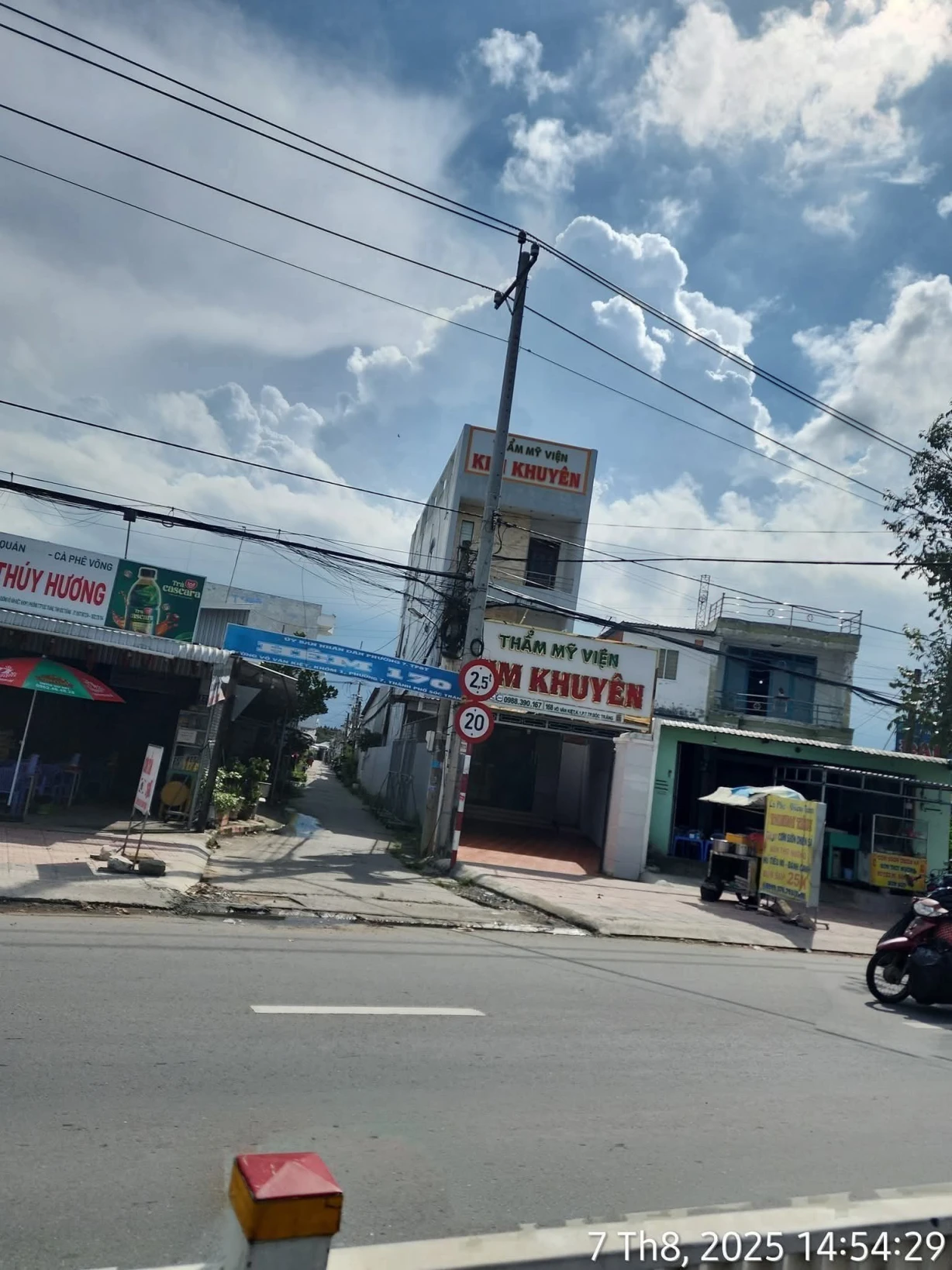 BÁN DÃY NHÀ TRỌ HẺM 170 VÕ VĂN KIỆT