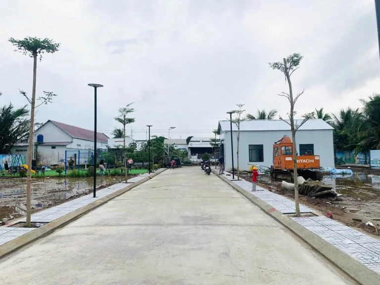 Ra Gấp 3 Lô Đất Ngay Trường, Chợ, Đường Lớn