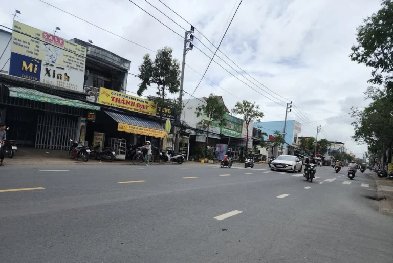 Cho thuê nhà mặt tiền đường Lê Hồng Phong