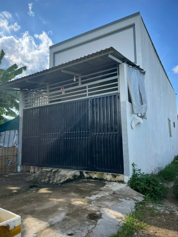 NHÀ NGUYÊN CĂN 2 MẶT TIỀN CẦN CHO THUÊ