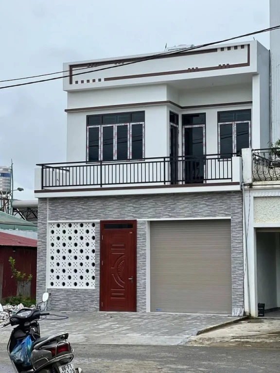 Bán Căn Nhà đẹp: Đường Đăng Văn Chung.
