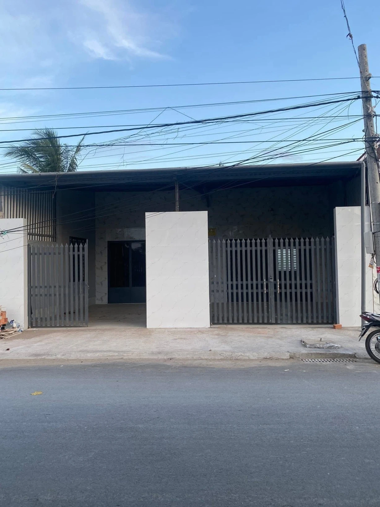Cho thuê 2 căn nhà mặt tiền đường Đoàn Thị Nghiệp nối dài xã Trung An thành phố Mỹ Tho