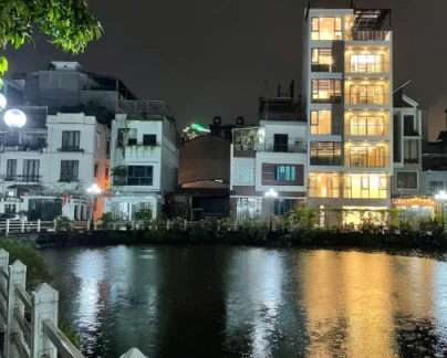 SIÊU PHẨM NHÀ 8 TẦNG THANG MÁY - NGỌC THỤY - LONG BIÊN - GARA ÔTÔ - VIEW HỒ CỰC ĐỈNH
