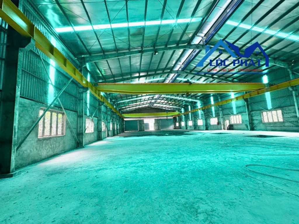 Bán xưởng 3400m2 gần KCN Giang Điền TRảng Bom, Đồng Nai giá 25 tỷ