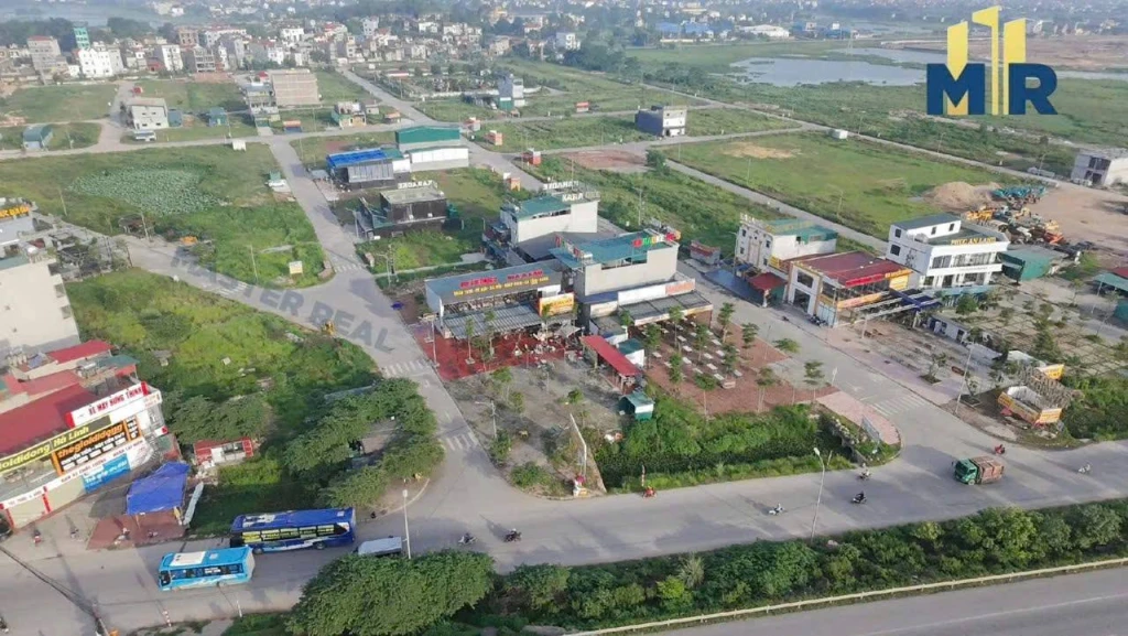 Đường thông thoáng. Đất vuông vắn