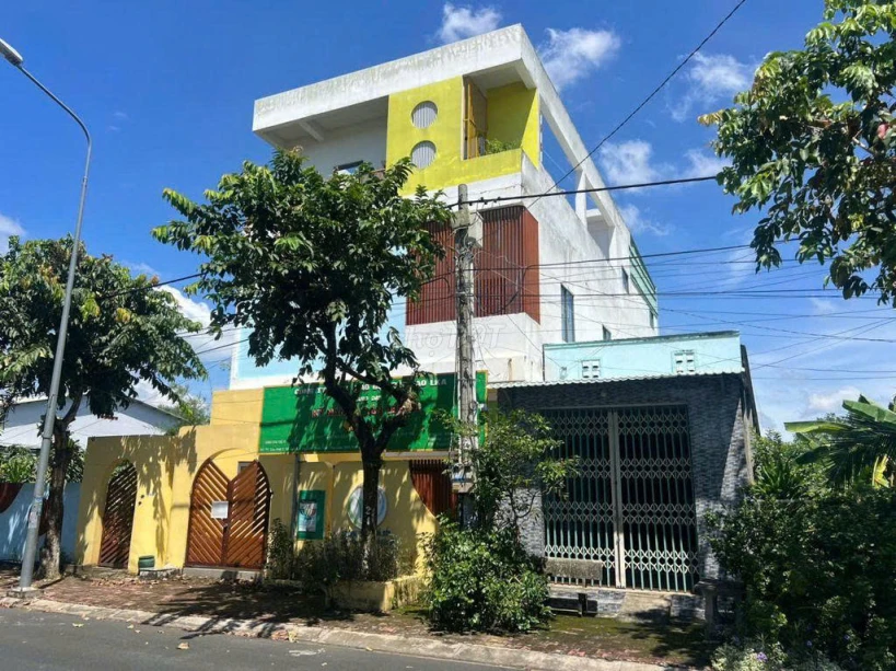 NHÀ ĐẸP CẦN CHO THUÊ HOẶC BÁN – VỊ TRÍ TRUNG TÂM PHƯỚC VĨNH