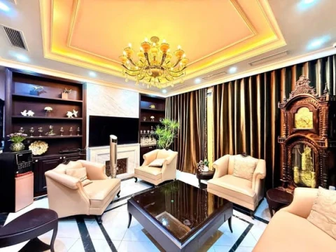 Địa chỉ: Phương Liệt, Thanh Xuân – Gần Trường Trinh
