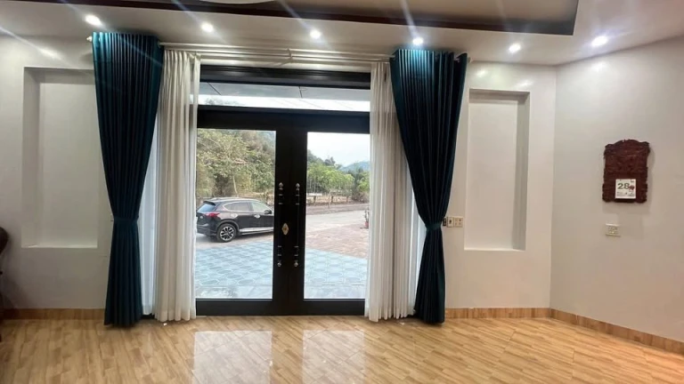 BáN GẤP CĂN GÓC 2TẦNG 1 TUM ĐẸP MÊ