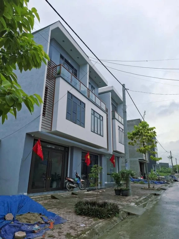 1 LÔ ĐẤT ĐẸP ĐƯỜNG H9 DỰ ÁN MINH ĐỨC NGAY NGÃ 3 GIAO NHAU VỚI ĐƯỜNG PHÙNG TRÍ TÀI SAU SIÊU THỊ GO