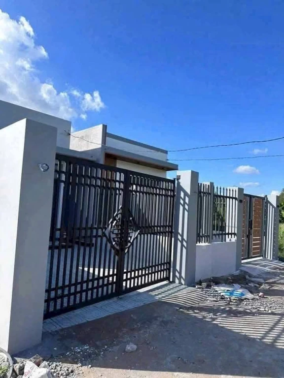 NHÀ MỚI XÂY PHÚ NHUẬN TP BẾN TRE