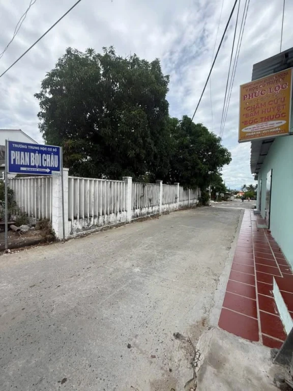 SỤP HẦM SIÊU VỊ TRÍ 3 MẶT TIỀN Lạc Long Quân Hội An cách biển 250m