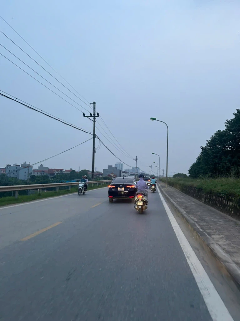 HIẾM MẶT PHỐ LIÊN MẠC, NGÕ THÔNG Ô TÔ TRÁNH, VIEW SÔNG HỒNG.