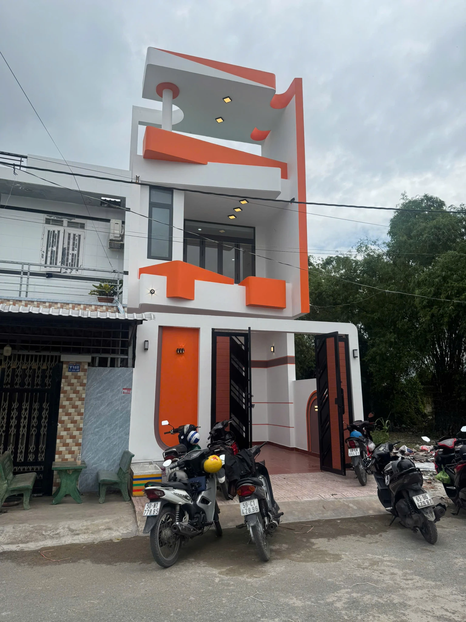 🔥<HOT>🔥NHÀ BÌNH CHÁNH 1 TRỆT 1 LẦU- SHR- GIÁ 1TỶ199