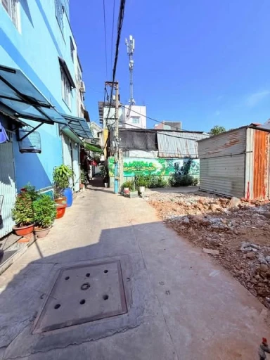 Bán Nhà Khu Vực Tân Phú - Đường Kênh Tân Hoá - 27m²/ 3 Tầng - Hẻm Oto - Nhỉnh 4 Tỷ (TL)