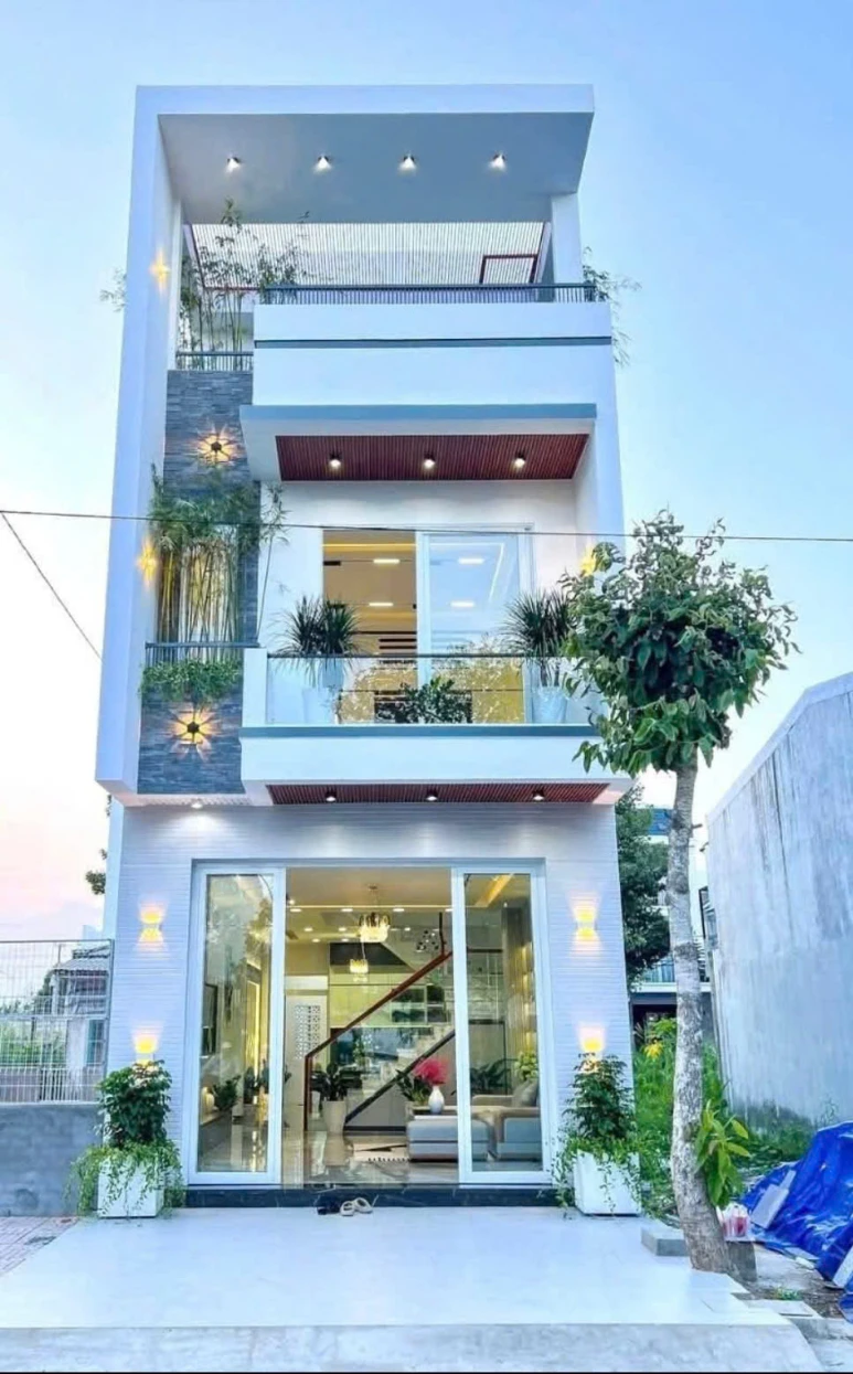 Nhà Đẹp Hoàn Thiện 100% – Sổ Hồng Riêng, Trung Tâm Thủ Dầu Một!