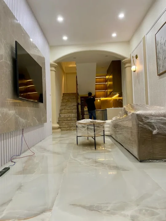 BÁN NHÀ PHỐ TRẦN QUỐC VƯỢNG – CẦU GIẤY – 28M² – 5 TẦNG – MT 2.8M – GIÁ 7.85 TỶ