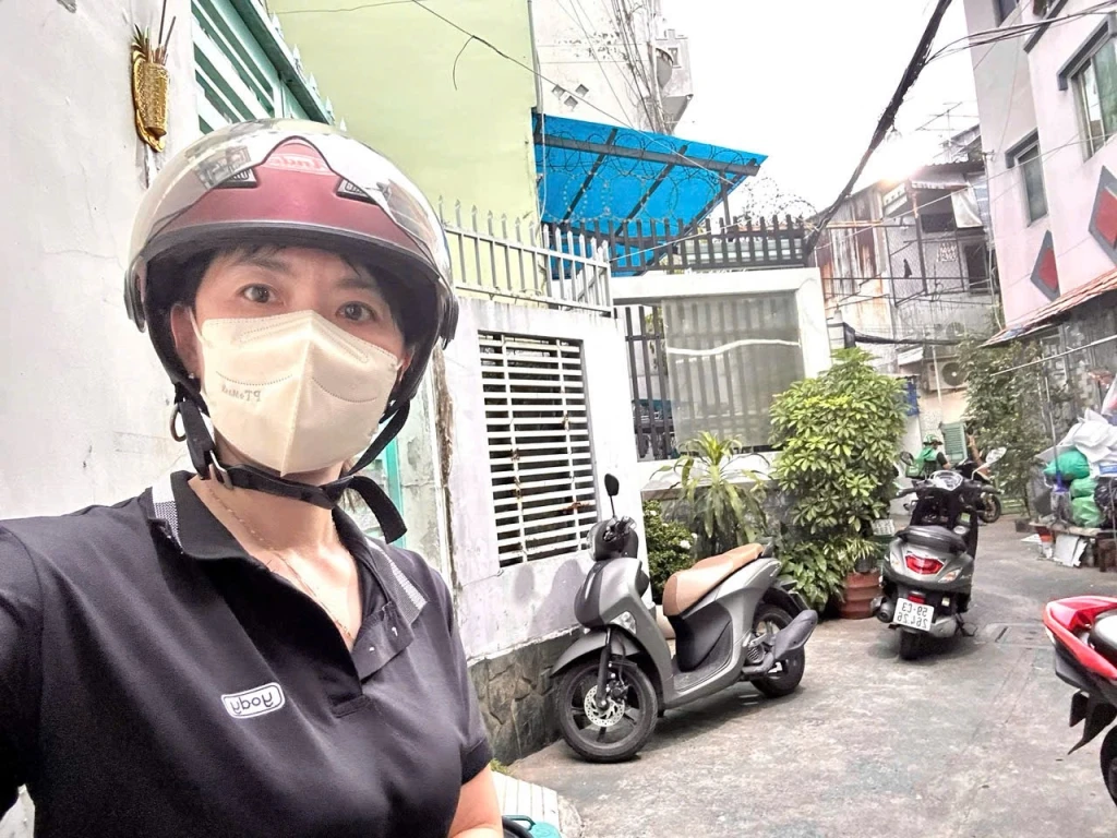 BÁN NHÀ 5 TẦNG, 98M2, NGÕ ĐOÀN VĂN BƠ, QUẬN 4 - GIÁ 10.7 TỶ - SỔ HỒNG CHÍNH CHỦ