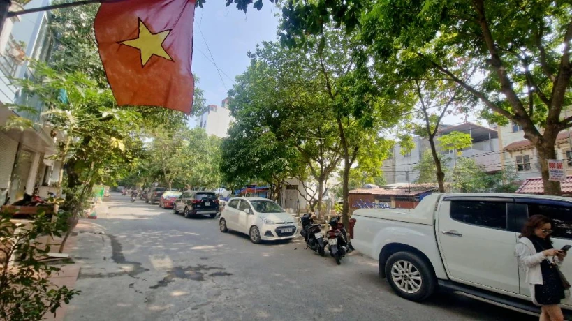 Nhà đẹp kinh doanh tại Văn Phú 19ty
