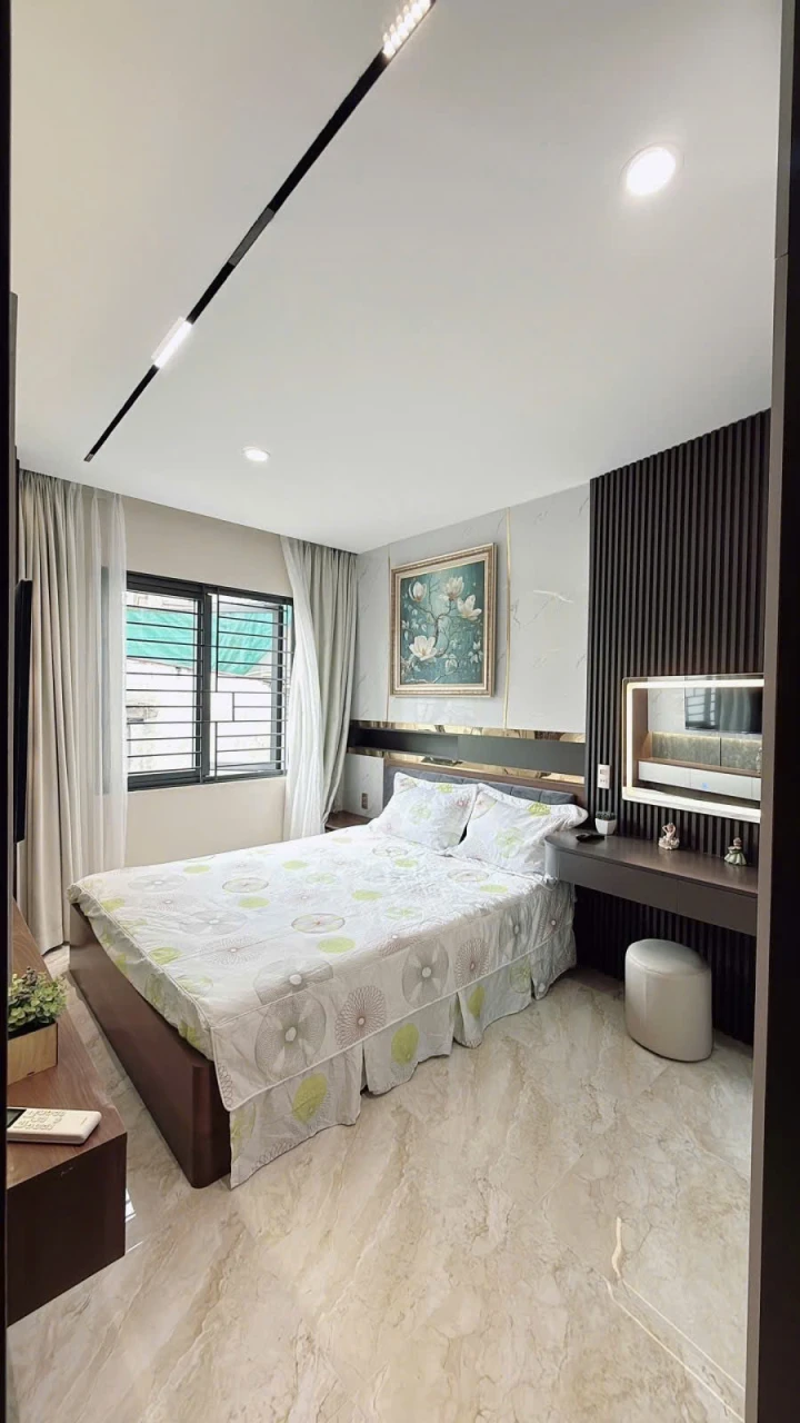 CHDV CAO CẤP – THANG MÁY – 7 PHÒNG 5⭐ – NGUYỄN HỮU CẢNH, SÁT LANDMARK 81 – 17.8 TỶ