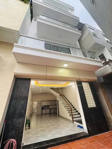 Bán Nhà 4 Tầng