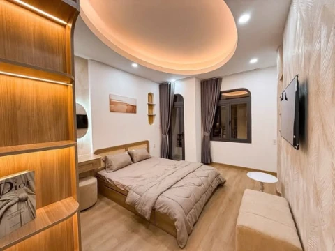 Nhà xinh chuẩn chỉnh, hẻm rộng thoáng, chỉ vài bước ra mặt tiền – vị trí đáng mơ cho ai muốn an cư giữa lòng Sài Gòn