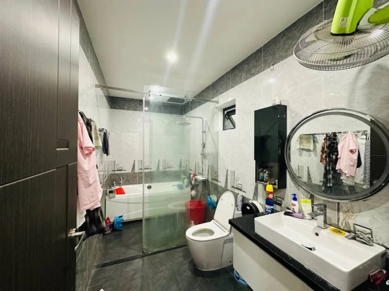 CĂN HỘ VÍP [ LÔ GÓC] 4 TẦNG TOẠ LẠC NGAY ĐƯỜNG HẢI PHÒNG TRUNG TÂM HẢI CHÂU [ SÁT SIÊU THỊ AEON MALL MÁT MẼ ] - < CHỈ NHỈNH 6 TỶ> - NƠI ĐÂY ĐẦY ĐỦ TIỆN ÍCH THUẬN TIỆN CHO VIỆC ĐI LẠI  HIỆN ĐANG CÓ DÒNG THU