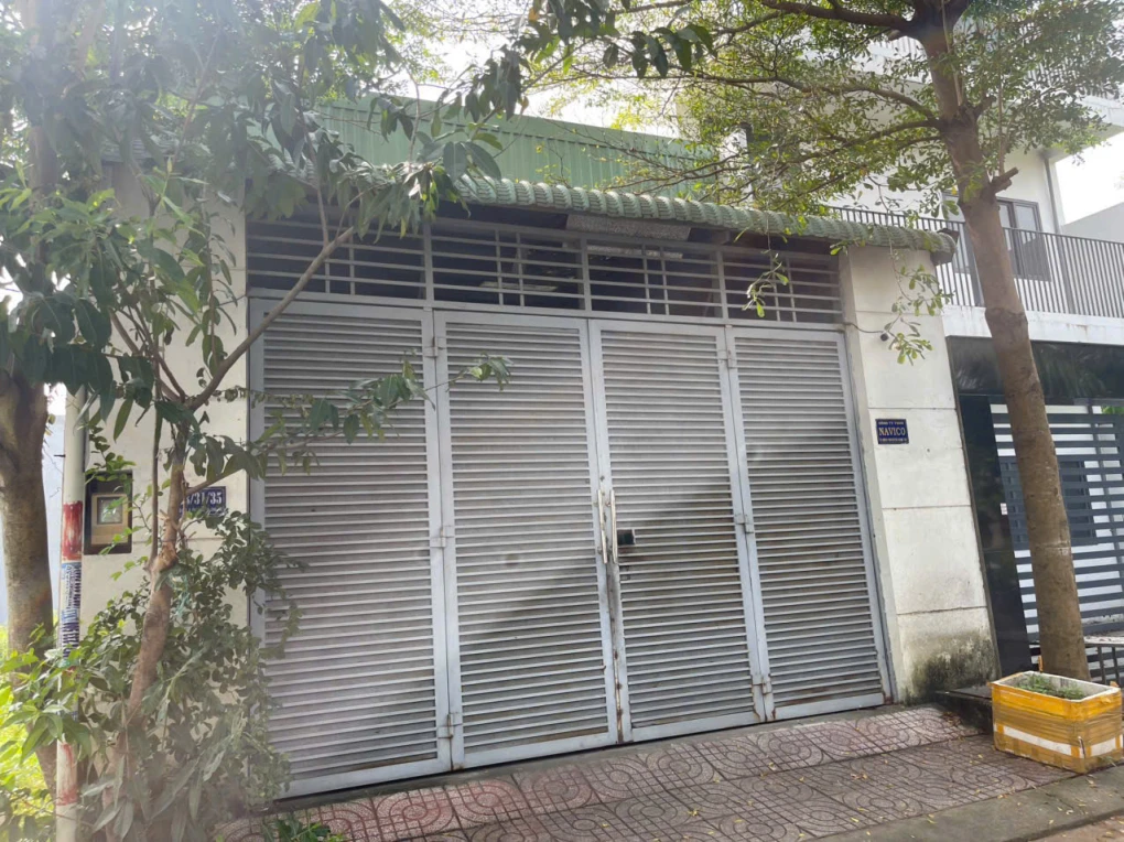 Bán đất kdc sổ hồng ,có sẵn nhà kho tại Q9, 104m2 , ngang 6.3m