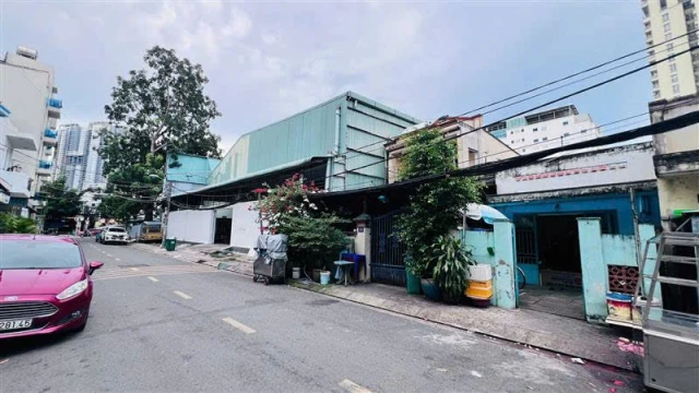 Quận 7 MT HẺM NTT - 4.5 x 22  - mặt tiền đường 10m