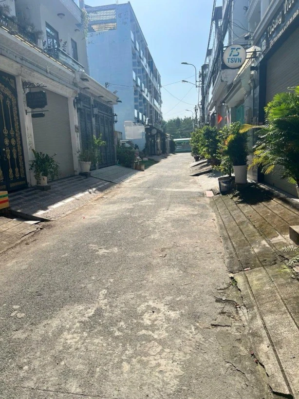 🔥🔥 CHỦ KẸT TIỀN BÁN GẤP – GIẢM SÂU 1,5 TỶ 🔥🔥
🌟 NHÀ ĐẸP,  KHU VIP ĐƯỜNG ĐÀO TÔNG NGUYÊN, NHÀ BÈ 🌟