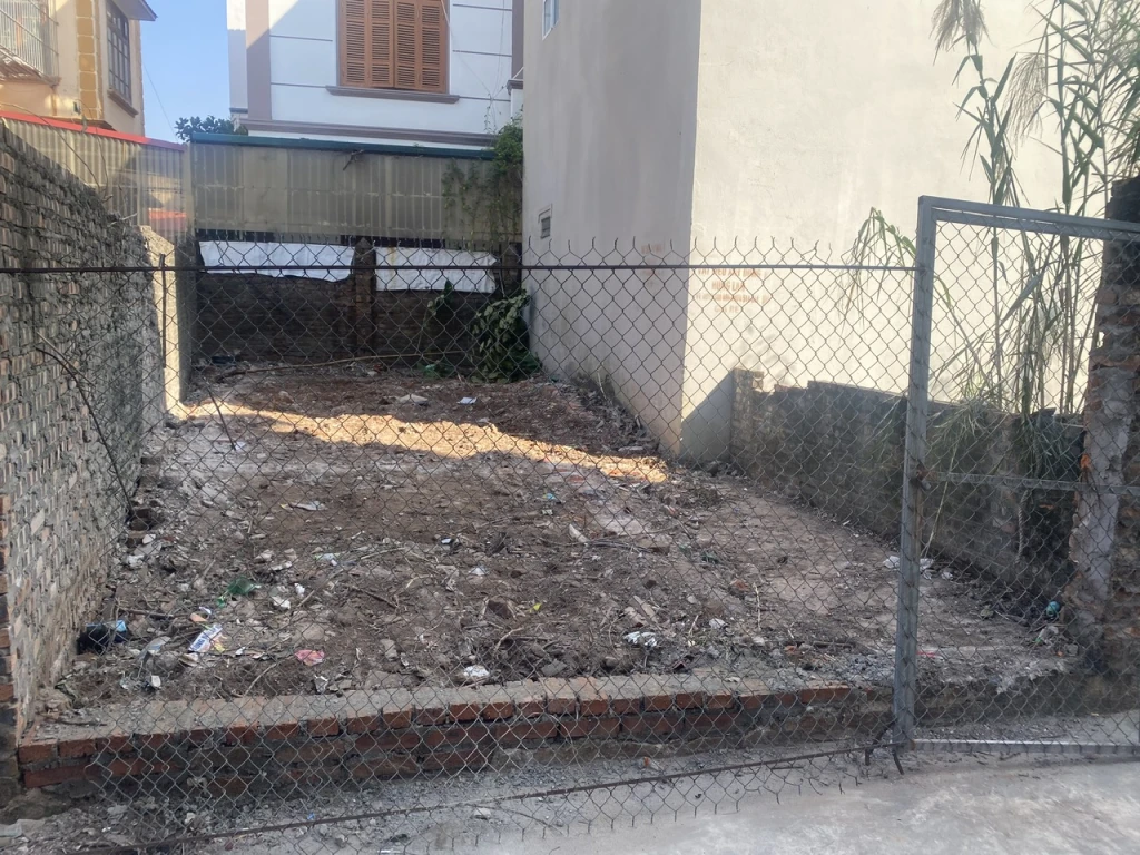 CHÍNH CHỦ F0 BÁN 43,4 M2 ĐẤT - PHÚ MINH – MINH KHAI - BẮC TỪ LIÊM - Ô TÔ VÀO TẬN ĐẤT -  MĂT TIỀN 3,9M – GIÁ  NHỈNH 7 TỶ .