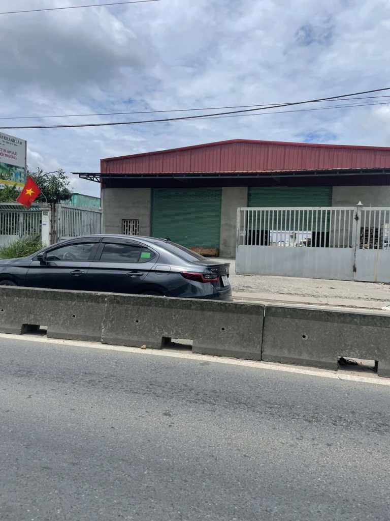 Bán nhà mặt tiền 20x60m giá 35 tỷ Đường Nguyễn Văn Bứa