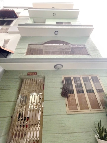 Nhà 2MT hẻm 4m- 418 Trần Phú P7-Q5, Giá : 9,8 Tỉ (TL)