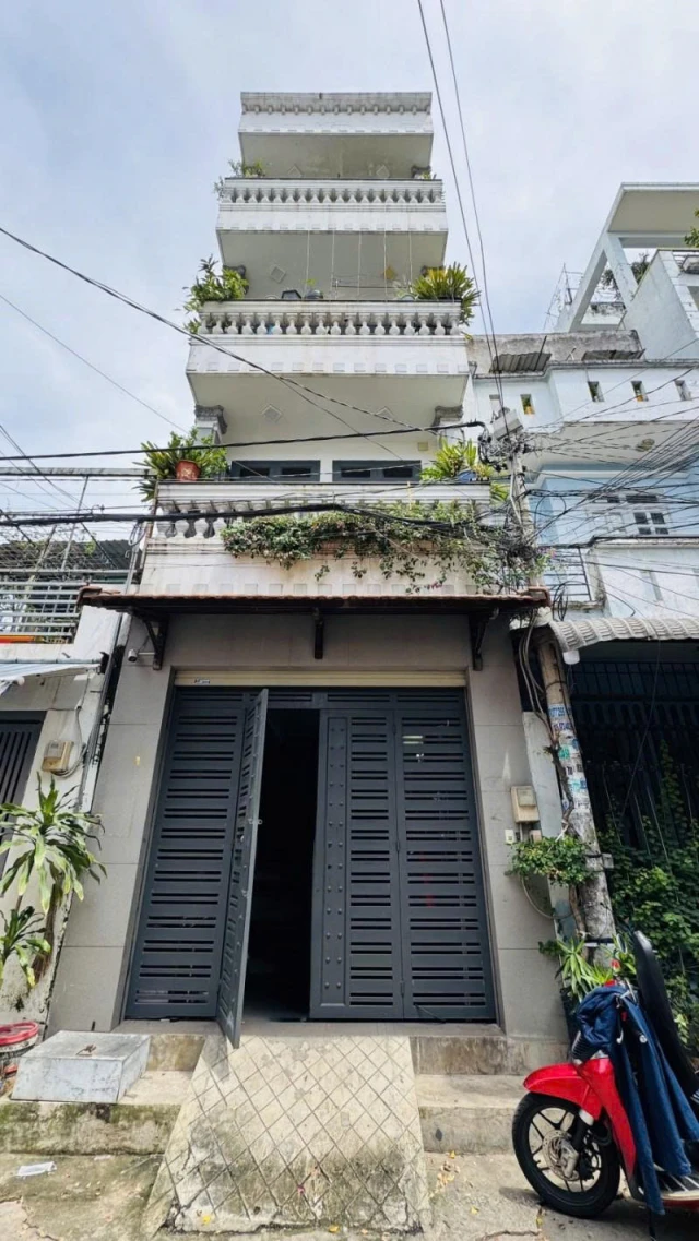 Bán nhà 2 Mặt Hẻm 6m Lê Trọng Tấn - gần Cầu Bưng, 4x20m, 4 Tầng - 5 PN, chỉ 6,7 Tỷ.