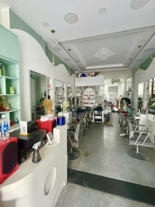 Bán nhà Mặt tiền Bàu Cát, gần  Võ Thành Trang, 4,1x18m, 2 Tầng -  HĐT 20 tr, 14,6 tỷ.