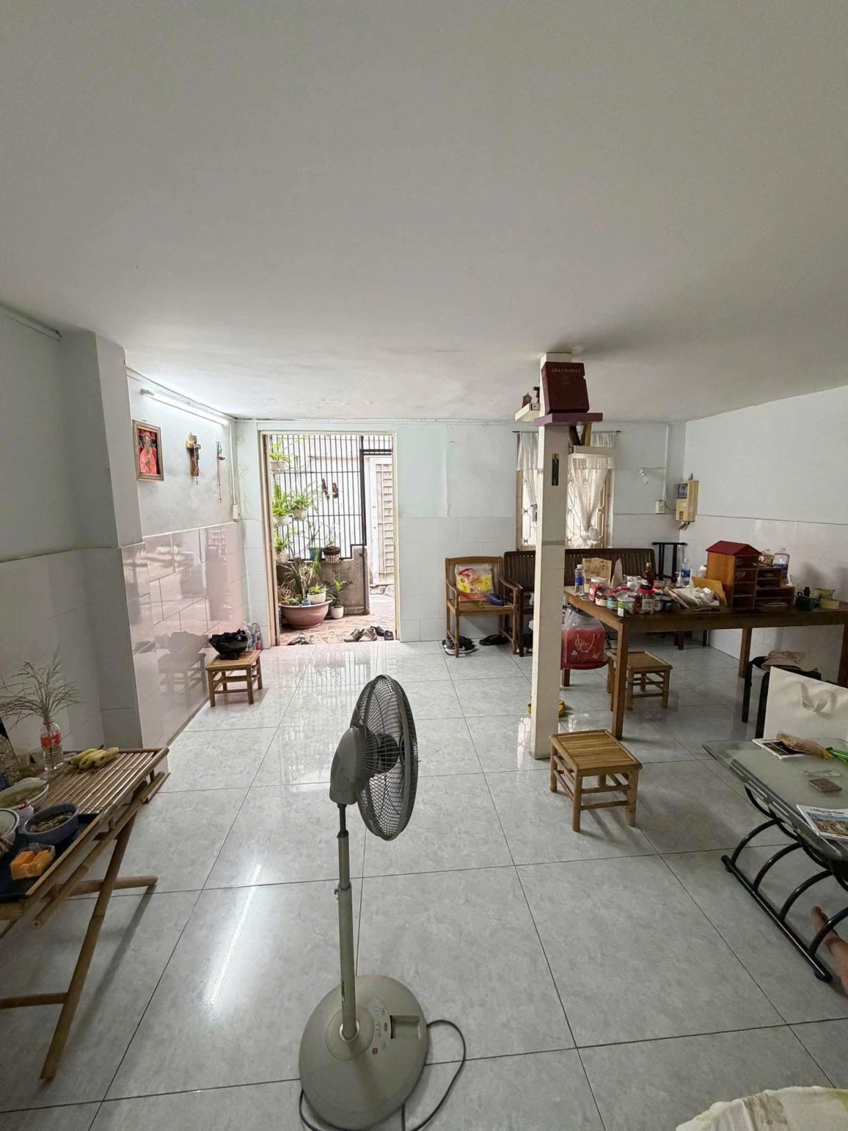 Bán nhà Hẻm 4m Phan Xích Long, ngay Bệnh viện Hoàn Mỹ, 93m2, 5,5x17m, Cấp 4, 11,5 tỷ.