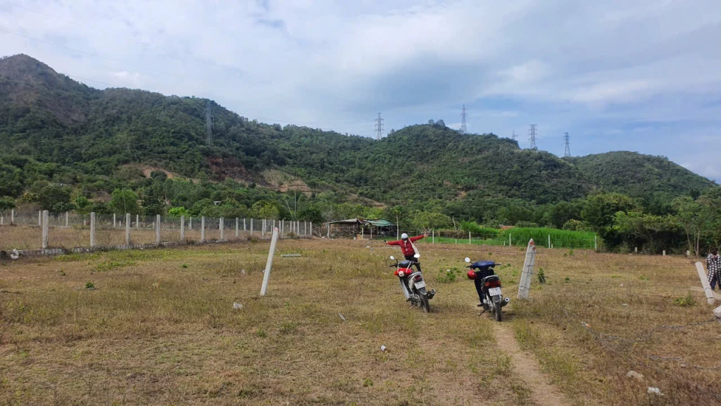 BÁN ĐẤT VƯỜN BẮC NHA TRANG, 1500M2, GIÁ DƯỚI TỶ, CẦN BÁN GẤP