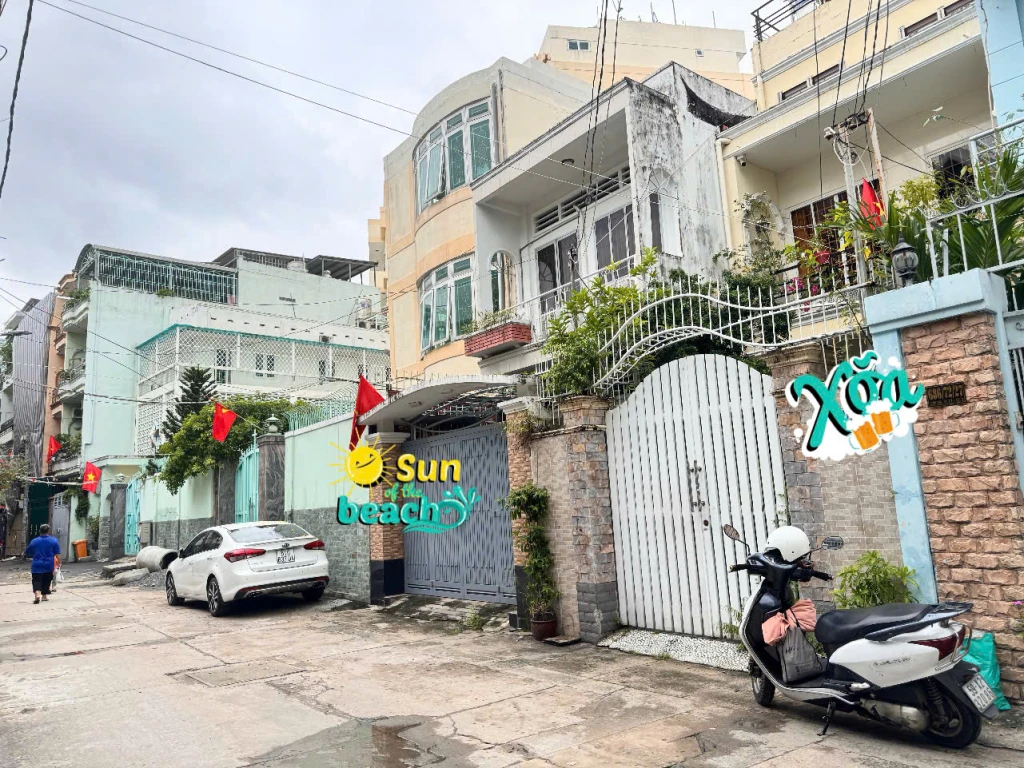 KHU BIỆT THỰ HIẾM BÁN Đ. CÁCH MẠNG THÁNG 8, QUẬN 3 - NGANG LỚN ĐẸP 4,4M*19M - CHỈ 16,5T - CHÍNH CHỦ 1 ĐỜI XƯA