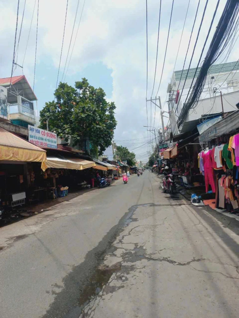 GẤP BÁN NHÀ MẶT TIỀN NGAY CHỢ HIỆP THÀNH QUẠN 12 - TIỆN KINH DOANH ĐA NGÀNH 331M2 CHỈ 17 TỶ